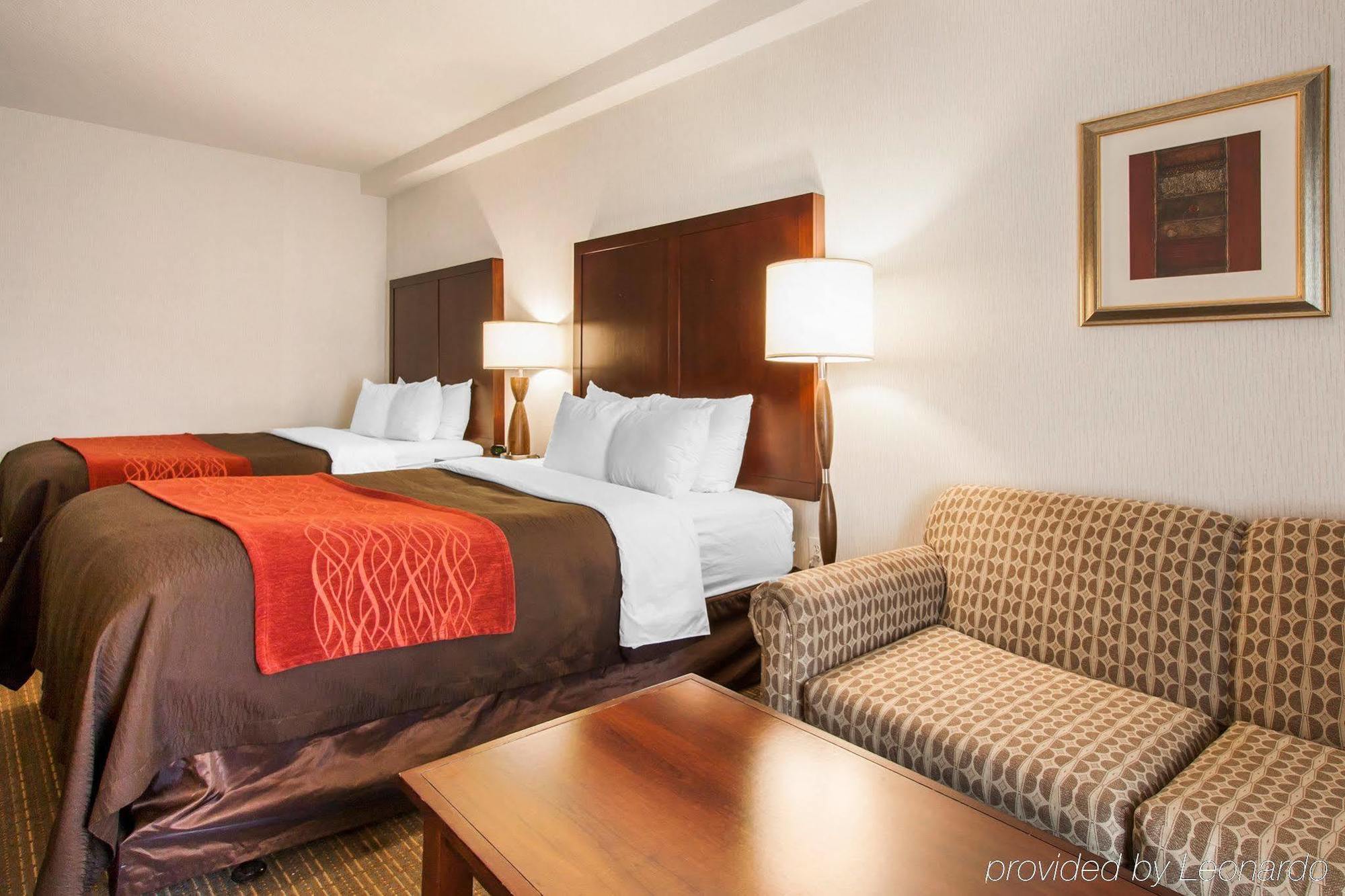Comfort Inn & Suites-Portland Airport Bagian luar foto