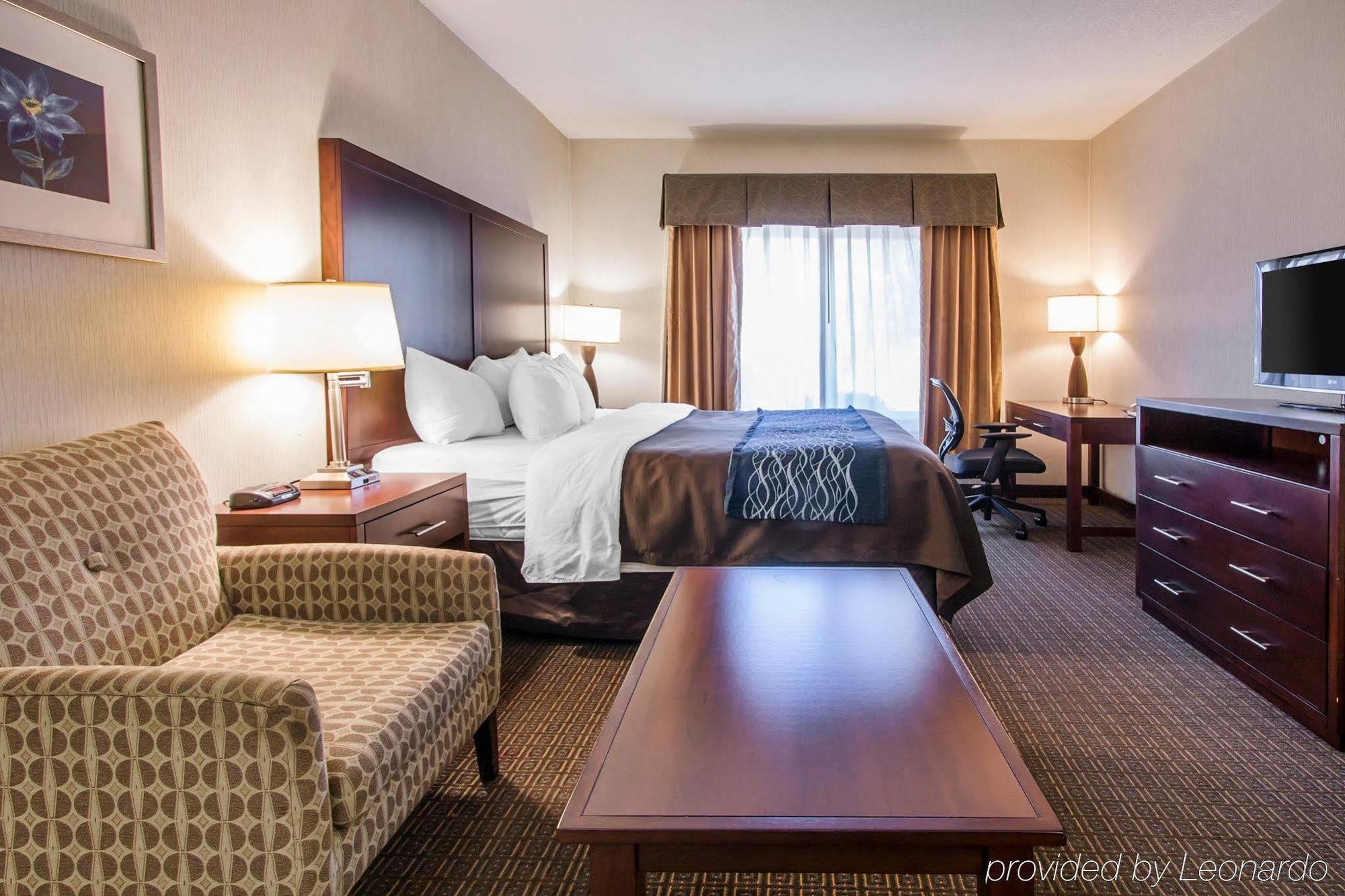 Comfort Inn & Suites-Portland Airport Bagian luar foto
