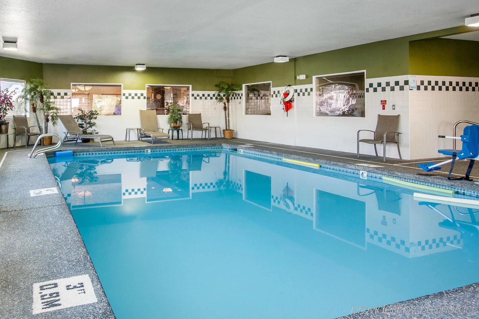 Comfort Inn & Suites-Portland Airport Bagian luar foto