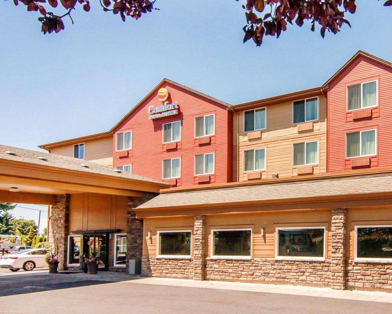 Comfort Inn & Suites-Portland Airport Bagian luar foto