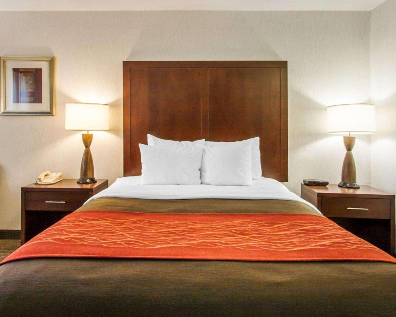 Comfort Inn & Suites-Portland Airport Bagian luar foto